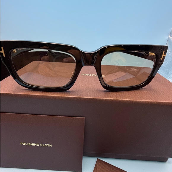 NIB Tom Ford Classic Black RX Glasses - Picture 6 of 9